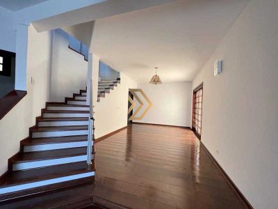 Casa, 3 quartos, 250 m² - Foto 4