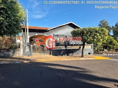 Casa, 3 quartos, 209 m² - Foto 1