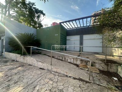 Prédio Inteiro, 237 m² - Foto 1