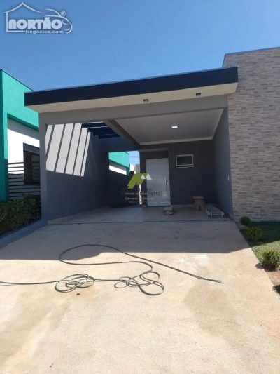 Casa, 5 quartos, 136 m² - Foto 2