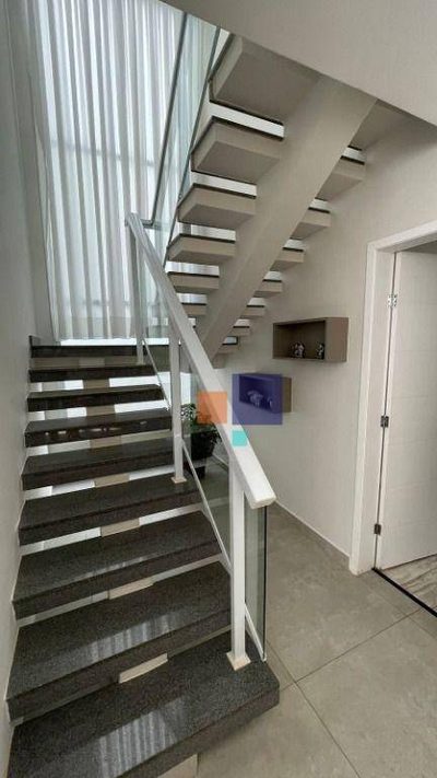 Casa, 3 quartos, 252 m² - Foto 2