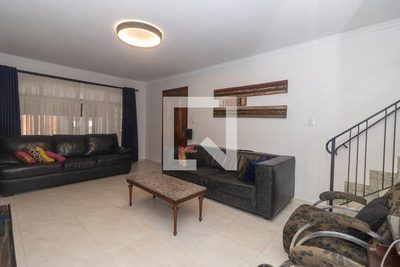 Casa, 4 quartos, 200 m² - Foto 2