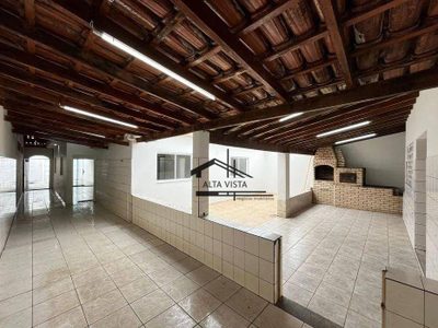 Casa, 3 quartos, 270 m² - Foto 1
