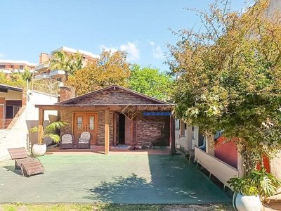 Casa, 2 quartos, 80 m² - Foto 1