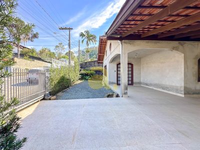 Casa, 4 quartos, 260 m² - Foto 1
