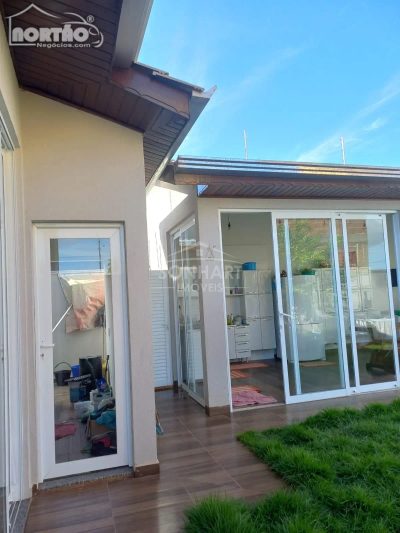 Casa, 3 quartos, 130 m² - Foto 2