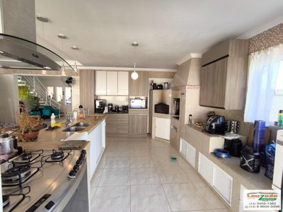 Sobrado, 5 quartos, 275 m² - Foto 4