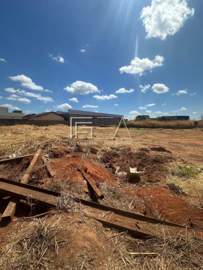 Terreno, 588 m² - Foto 3