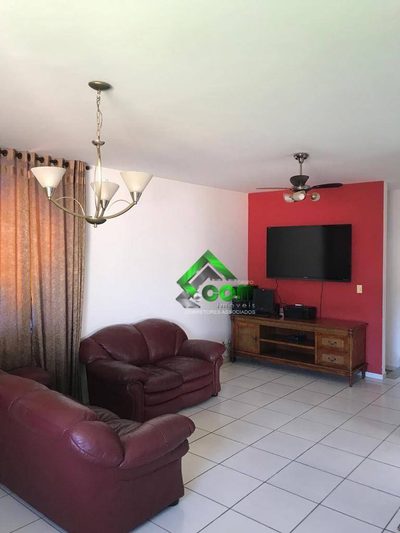 Casa, 3 quartos, 210 m² - Foto 3
