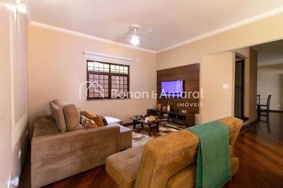 Casa, 5 quartos, 258 m² - Foto 3
