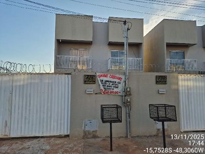 Casa, 2 quartos, 95 m² - Foto 1