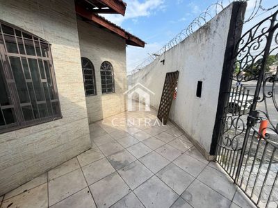 Casa, 3 quartos, 190 m² - Foto 1