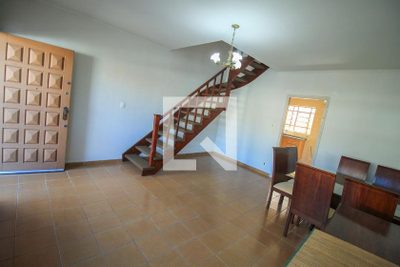Casa, 3 quartos, 300 m² - Foto 4