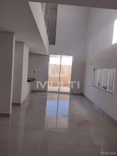 Casa, 3 quartos, 270 m² - Foto 4