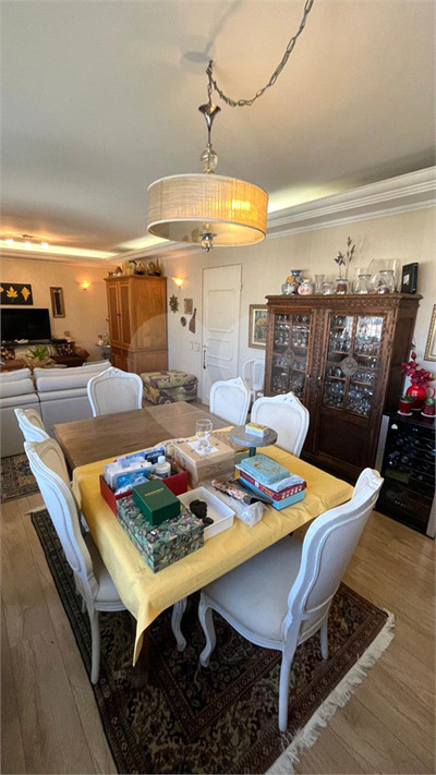 Apartamento, 3 quartos, 140 m² - Foto 2