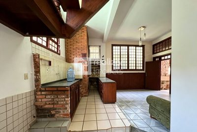 Casa, 3 quartos, 214 m² - Foto 4