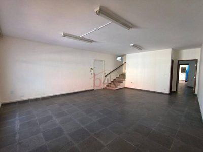 Casa, 3 quartos, 199 m² - Foto 3