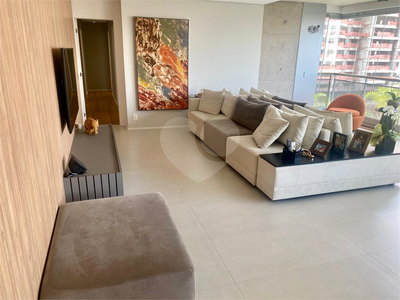 Apartamento, 3 quartos, 167 m² - Foto 2