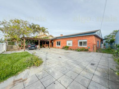 Casa, 3 quartos, 137 m² - Foto 1