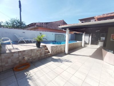 Casa, 4 quartos, 243 m² - Foto 1