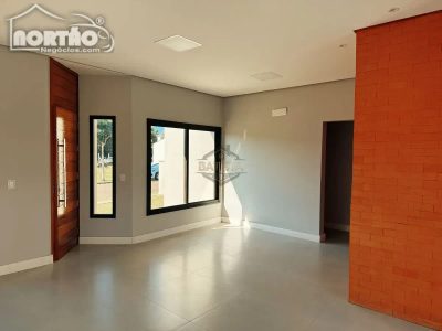 Casa, 3 quartos, 114 m² - Foto 2