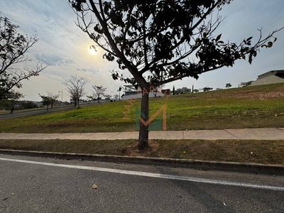 Loteamento e Condomínio, 1000 m² - Foto 1