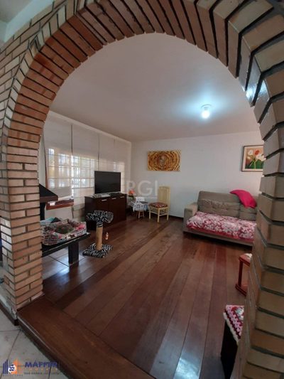 Casa, 3 quartos, 262 m² - Foto 1