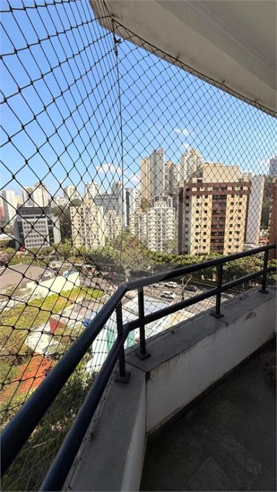 Apartamento, 3 quartos, 140 m² - Foto 2
