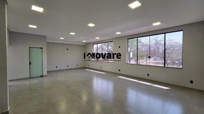Loja-Salão, 80 m² - Foto 1