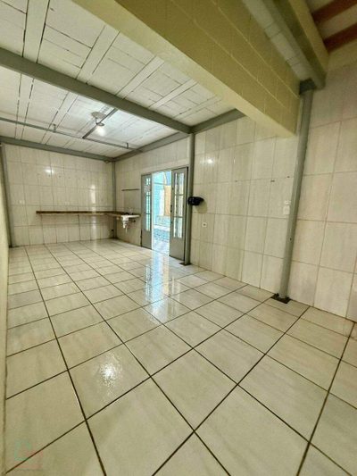 Depósito-Galpão, 340 m² - Foto 1
