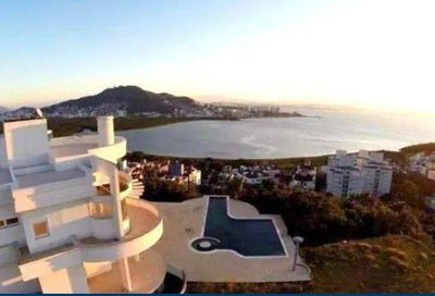 Casa, 6 quartos, 1800 m² - Foto 3