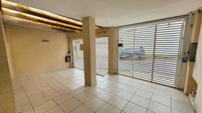 Casa, 3 quartos, 220 m² - Foto 1