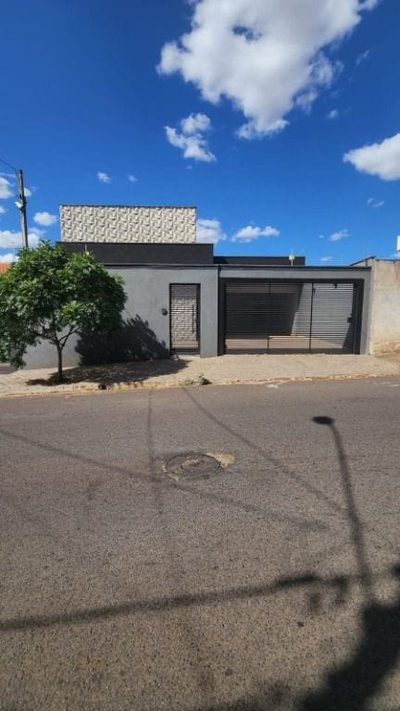 Casa, 4 quartos, 10 m² - Foto 1