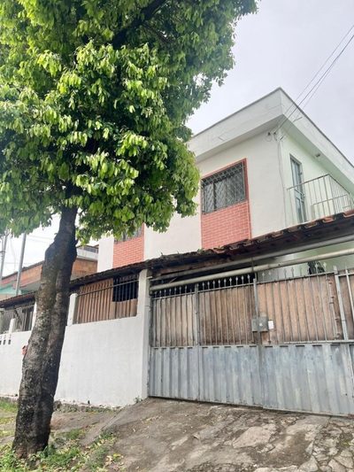 Casa, 5 quartos, 228 m² - Foto 4