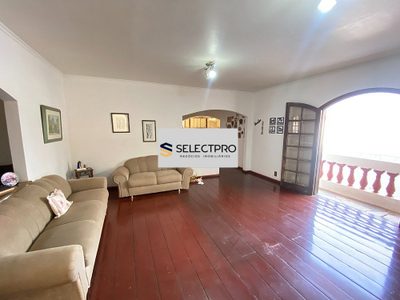 Casa, 4 quartos, 582 m² - Foto 3