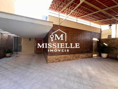 Casa, 3 quartos, 191 m² - Foto 2