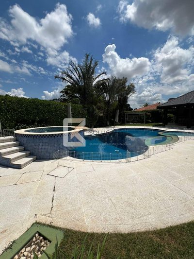 Chácara, 4 quartos, 2000 m² - Foto 1