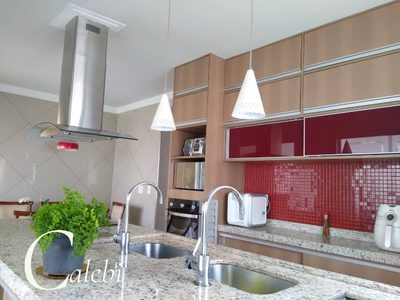 Sobrado, 237 m² - Foto 1
