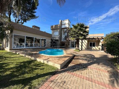 Sobrado, 5 quartos, 280 m² - Foto 3