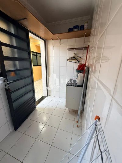 Casa, 3 quartos, 168 m² - Foto 2