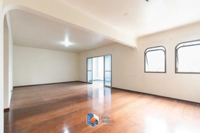 Apartamento, 4 quartos, 196 m² - Foto 2