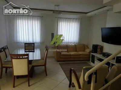 Casa, 5 quartos, 107 m² - Foto 1