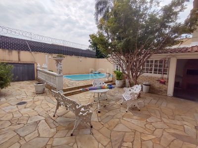 Casa, 4 quartos, 199 m² - Foto 4