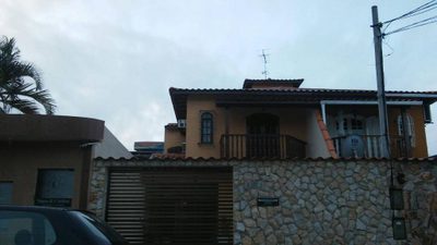 Casa, 4 quartos, 190 m² - Foto 1