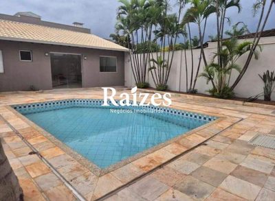 Casa, 5 quartos, 288 m² - Foto 2