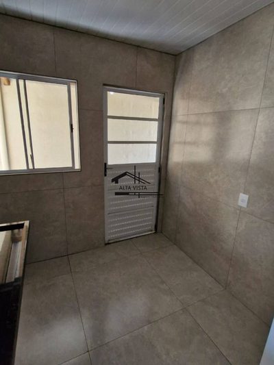 Casa, 2 quartos, 44 m² - Foto 2