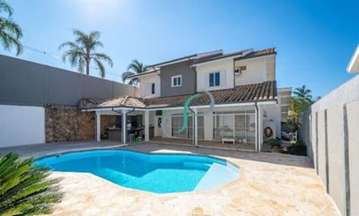Casa, 3 quartos, 337 m² - Foto 1