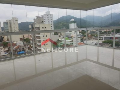 Apartamento, 3 quartos, 140 m² - Foto 1