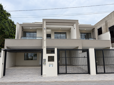Casa, 3 quartos, 142 m² - Foto 1