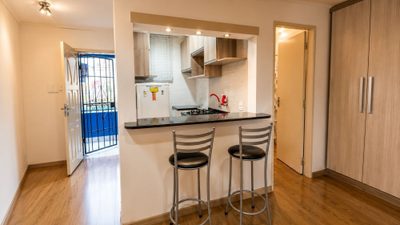 Apartamento, 1 quarto, 28 m² - Foto 2